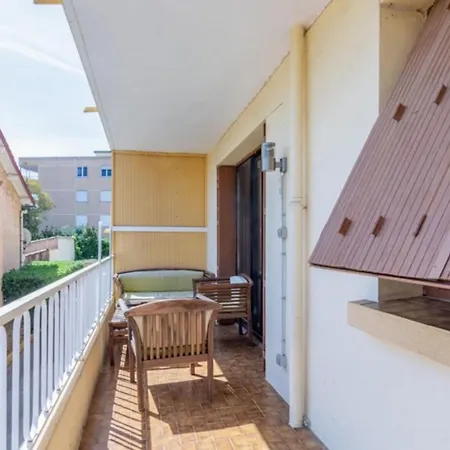 Apartman Bright 80 M With Balcony In The Hypercenter